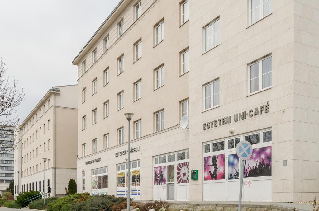 Uni-Hotel Diakotthon Miskolc Ngoại thất bức ảnh